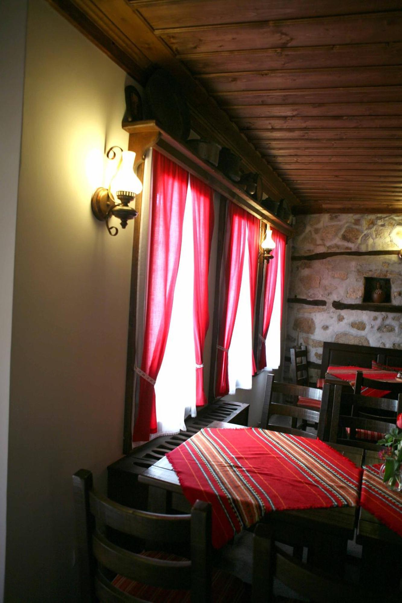 Hotel Djudjeva Kyshta 3*